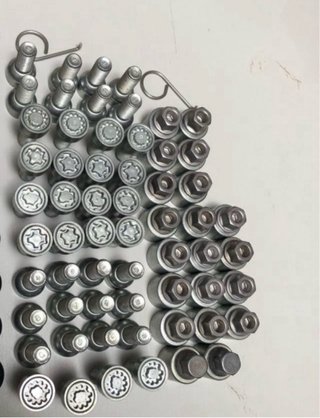 TORNILLOS ANTIRROBO VW GOLF AUDI Q5 VW T4 T5 T6.1
