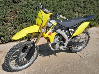 Suzuki RMZ 250 2015 Motocross