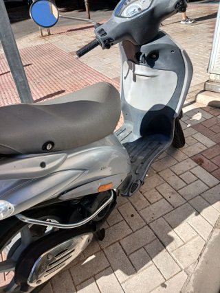 Piaggio Scooter Plata Automático