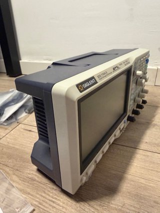 Osciloscopio Siglent SDS1104X-E 100MHz 4 Canales