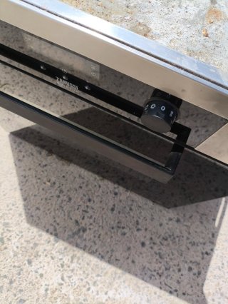 Horno Zanussi Integrado