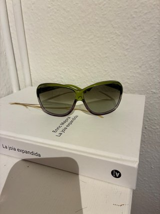 Gafas de sol Miu Miu verdes y moradas
