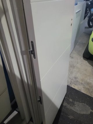 Puerta de paso blanca