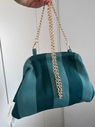 Bolso Clutch Rayas Verde agua y azul petróleo