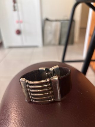 Pulsera Uno de 50 Cuero y Plata