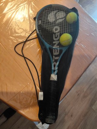 2 Raquetas de Tenis con Pelotas