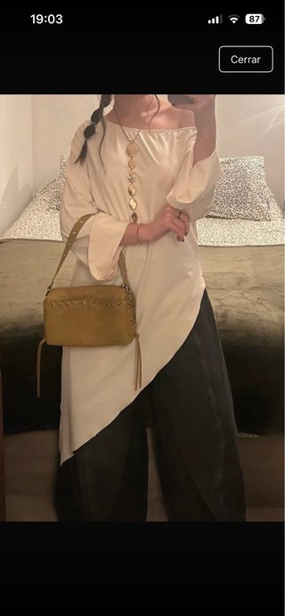 Blusa asimétrica larga