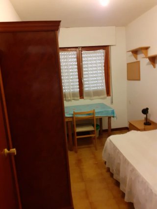 Se alquilan habitaciones en pisocompartido