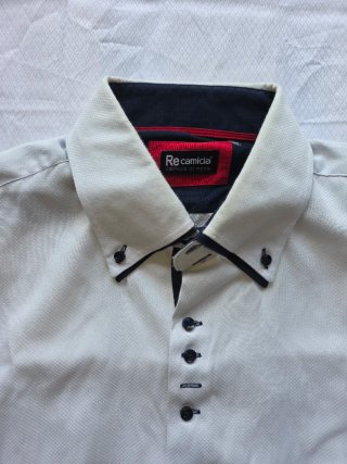 Camicia Re Camicia uomo bianca dettagli neri