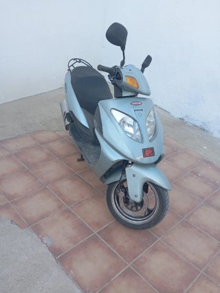 Daelim NS 125 Scooter Gris