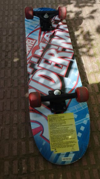 Skate Spiderman Ultimate Marvel