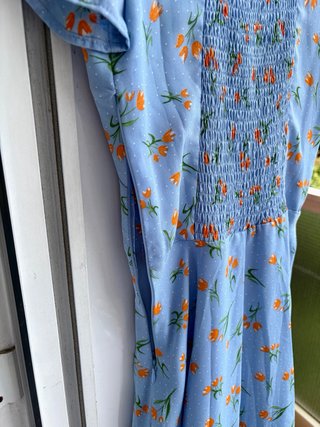 Vestido Zara floral azul talla XS