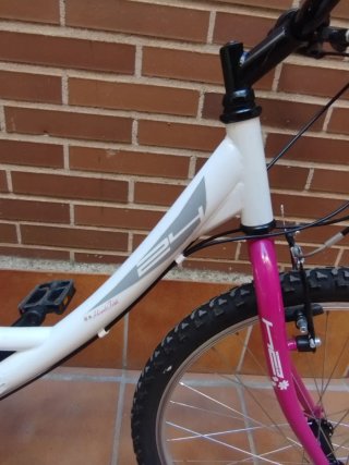 Bicicleta 24' para adolescente