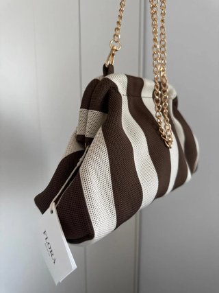 Bolso Clutch Rayas Beige y Marrón chocolate