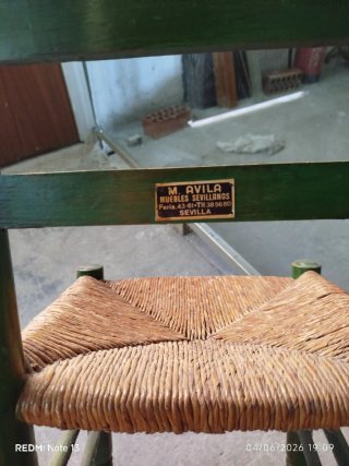 Silla artesana Sevilla madera pintada