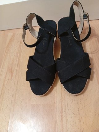 Espardeñas negras cuña esparto tiene cuña
