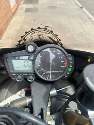 Yamaha R1 Circuito 2003 Negra/Dorada