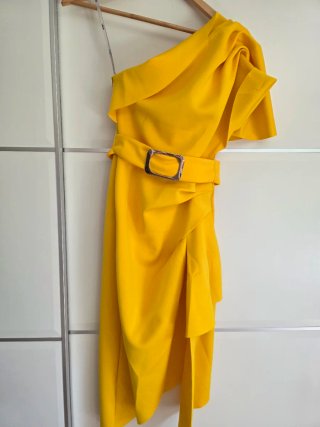 Vestido fiesta ASOS amarillo talla 32