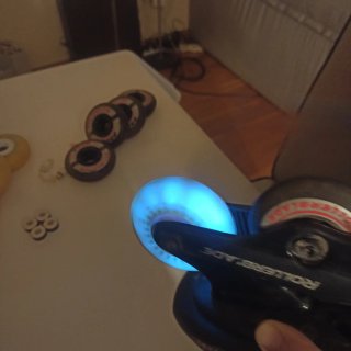 Patines en línea Rollerblade con ruedas luminosas