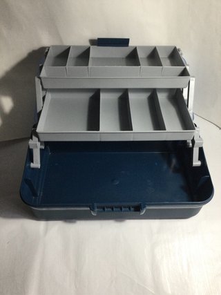 Caja de plástico con asa