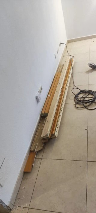 Puerta doble madera con cristal, marcos incluidos