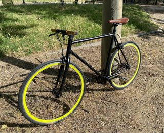 Bicicleta Fixie Negra Ruedas Amarillas