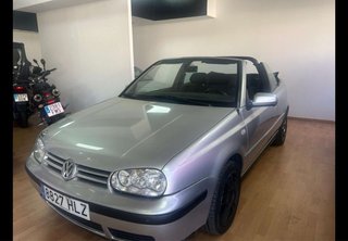 COCHE GOLF CABRIO DESCAPOTABLE AVERIADO