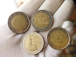 Monedas 2 Euros Conmemorativas. Precio Unidad