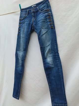 Laulia Vaqueros Talla 36/38