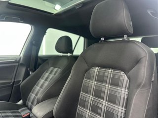 Volkswagen Golf GTD 2.0 TDI 135kW (184CV) DSG 7.5 Cuadro digital