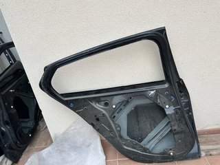 Puerta BMW Serie 1 Izquierda Trasera 2023