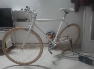 Bicicleta Paseo Blanca Ruedas de color