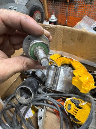 Lijadora de banda Dewalt DW432-QS