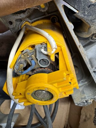 Lijadora de banda Dewalt DW432-QS