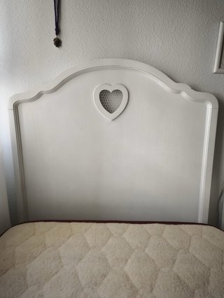Cama 90 con canapé y cabecero corazón