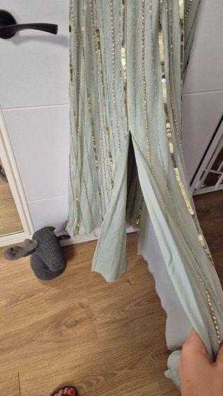 Vestido ASOS DESIGN de fiesta con lentejuelas