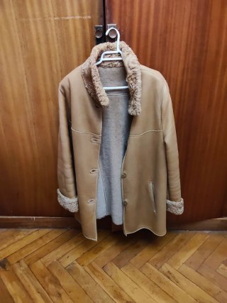 Abrigo de piel  beige