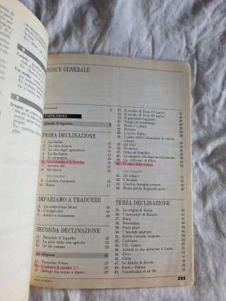 Libro di latino Nova Itinera vecchia edizione