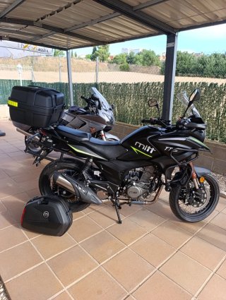 MITT TT 125 ADVENTURE Negra