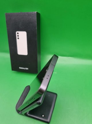Samsung Galaxy S24 128GB Negro Onyx Impecable!