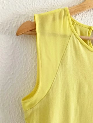 Top Mango amarillo semitransparente talla S