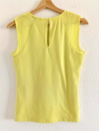 Top Mango amarillo semitransparente talla S