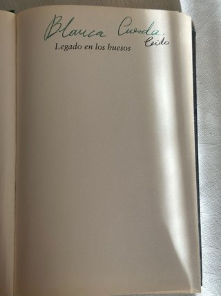 Libro Legado en los huesos Dolores Redondo