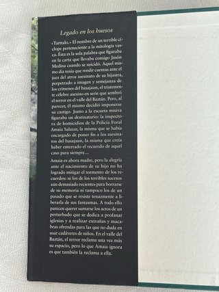 Libro Legado en los huesos Dolores Redondo