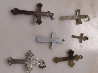 Lote 6 crocifissi antichi per rosari