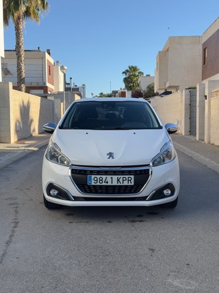 Peugeot 208 1.2 PureTech 82CV Tech Edition