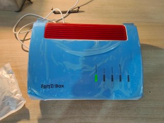 Router Fibra Óptica FRITZ!Box 5590