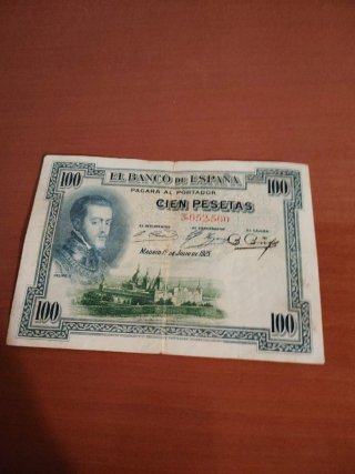 Dos billetes Banco de España: 100 y 25 pesetas