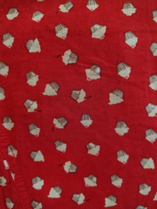 Camisa estampada cupcakes roja XS