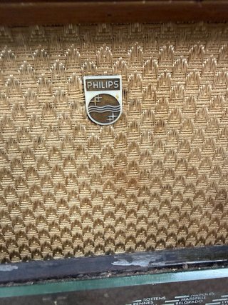 Radio Tocadiscos antiguo